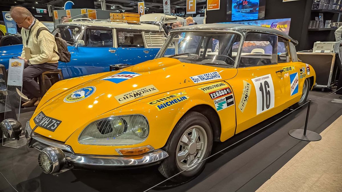 Citroen DS, 1955. The most beautiful seventy-year-old in the world