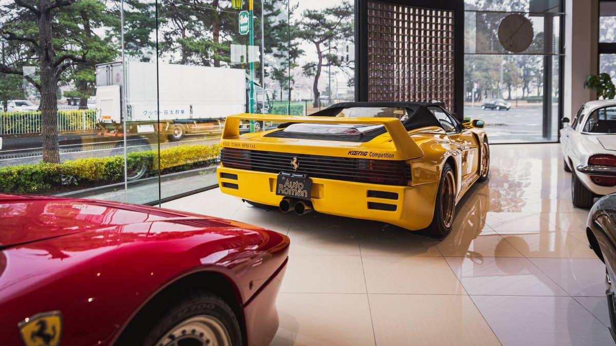DISCOVERY EXTRAORDINARY COLLECTION OF CARS IN JAPAN 