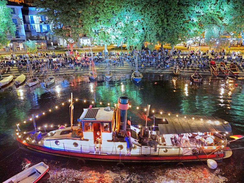 Traditional boating on Lake Maggiore: Registration is now open for the 2025 Verbano Classic Festival.