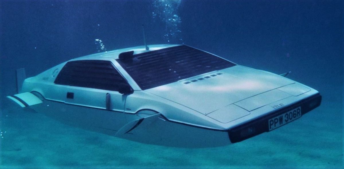TO IMAGINE ALREADY MEANS TO BUILD THE FUTURE: FROM LOTUS TO THE NEW TESLA SUBMARINE