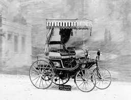 Morocco and historic cars, a very strong combination that has very ancient historical roots