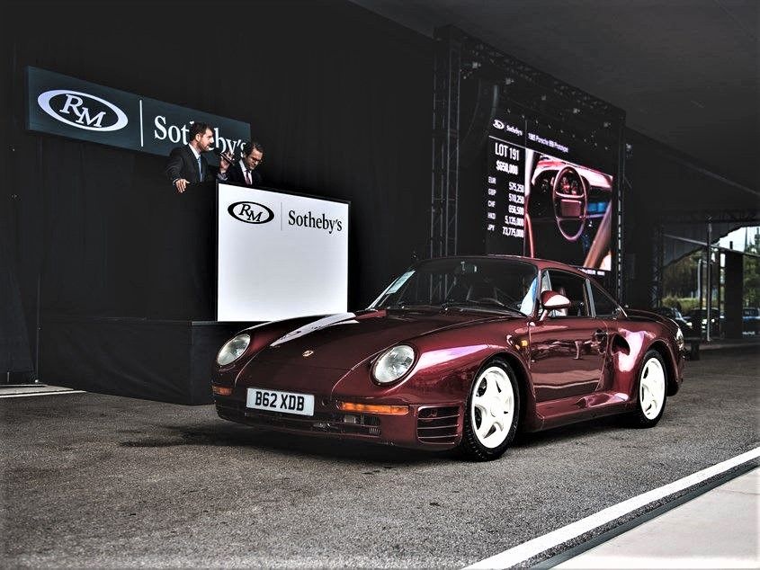 Asta da Record : Porsche celebra i 70 anni - UN'AUTOMOBILE TUTTA D'ORO 