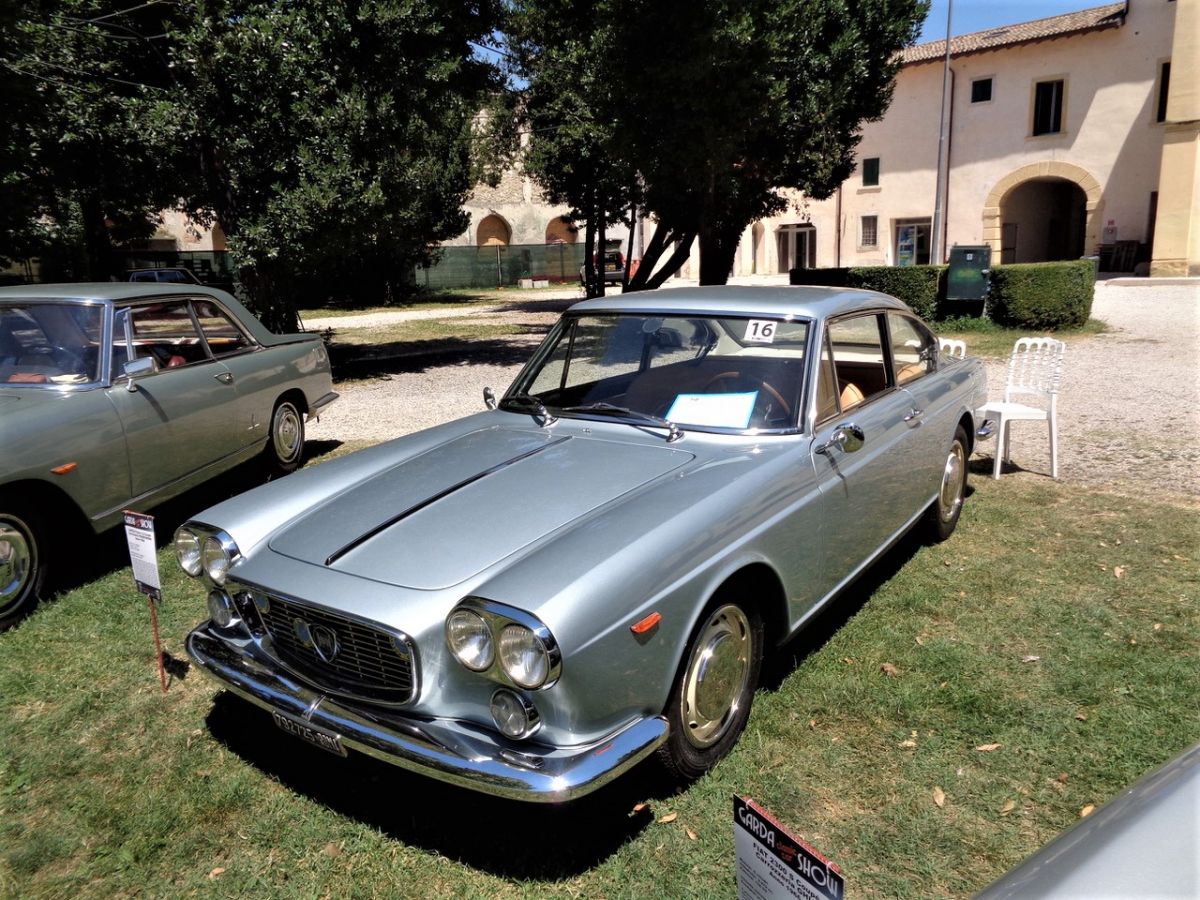 The 4th edition of Garda Classic Car Show 