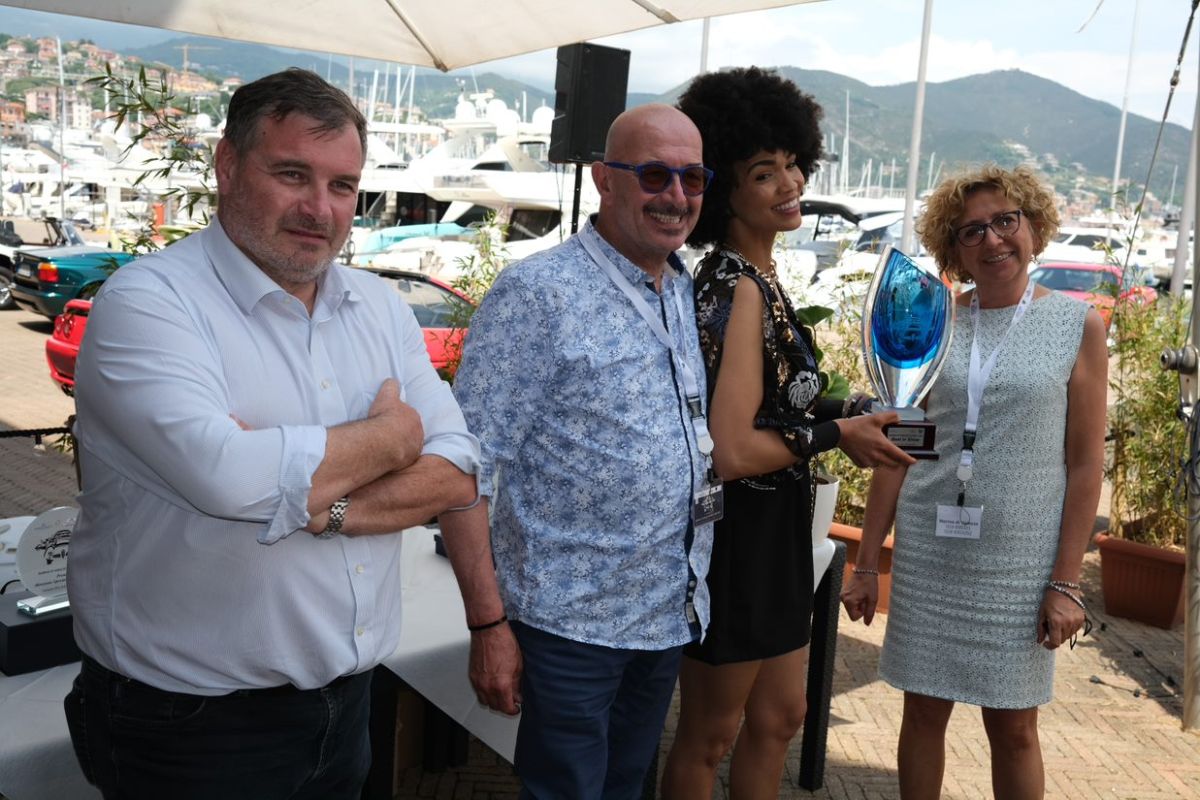 4 E 5 GIUGNO 2022: TORNA IL CONCORSO D’ELEGANZA MARINA DI VARAZZE CLASSIC CARS