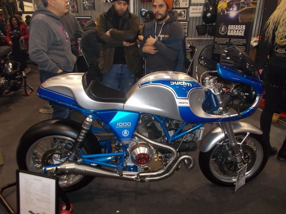 Moto di serie? No grazie