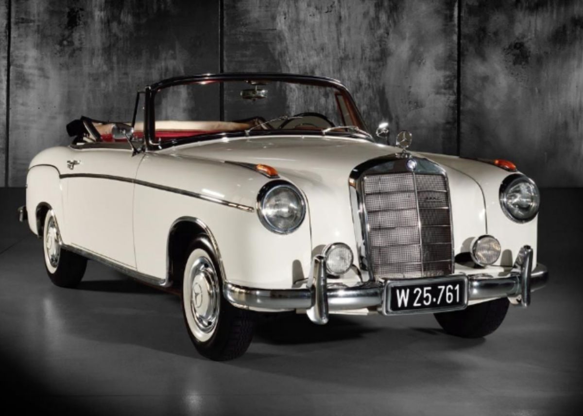 GREAT COLLECTIONS FOR LARGE AUCTIONS