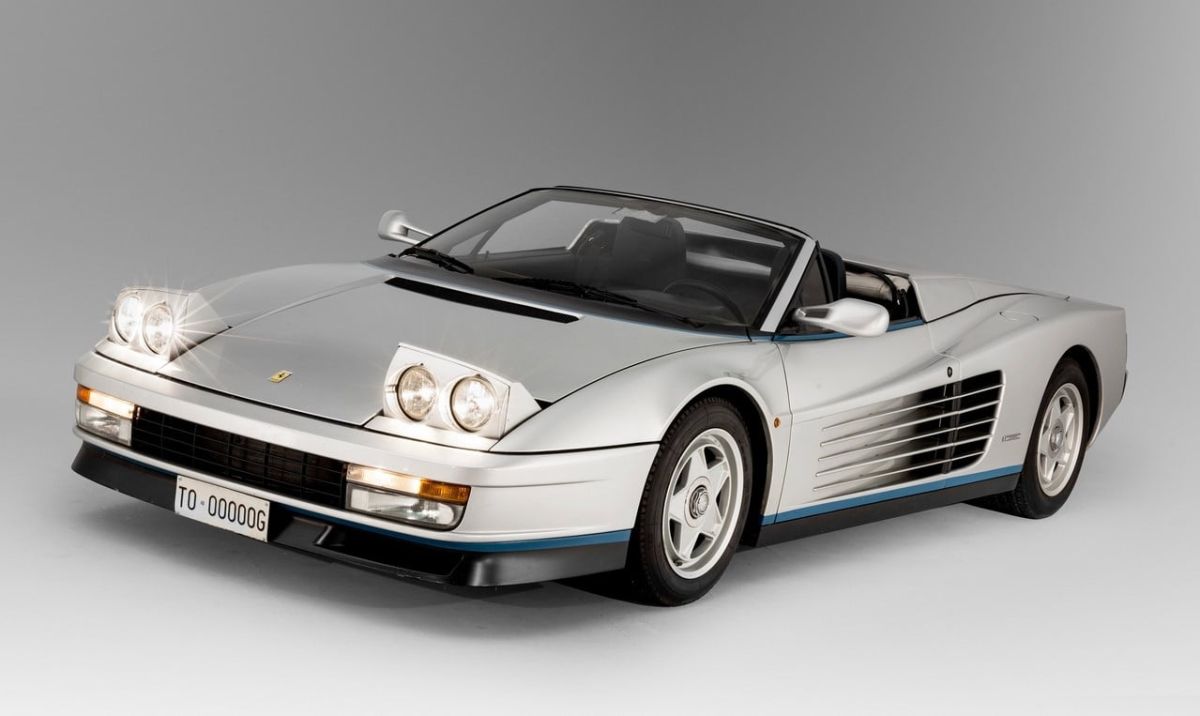 FERRARI TESTAROSSA SPIDER