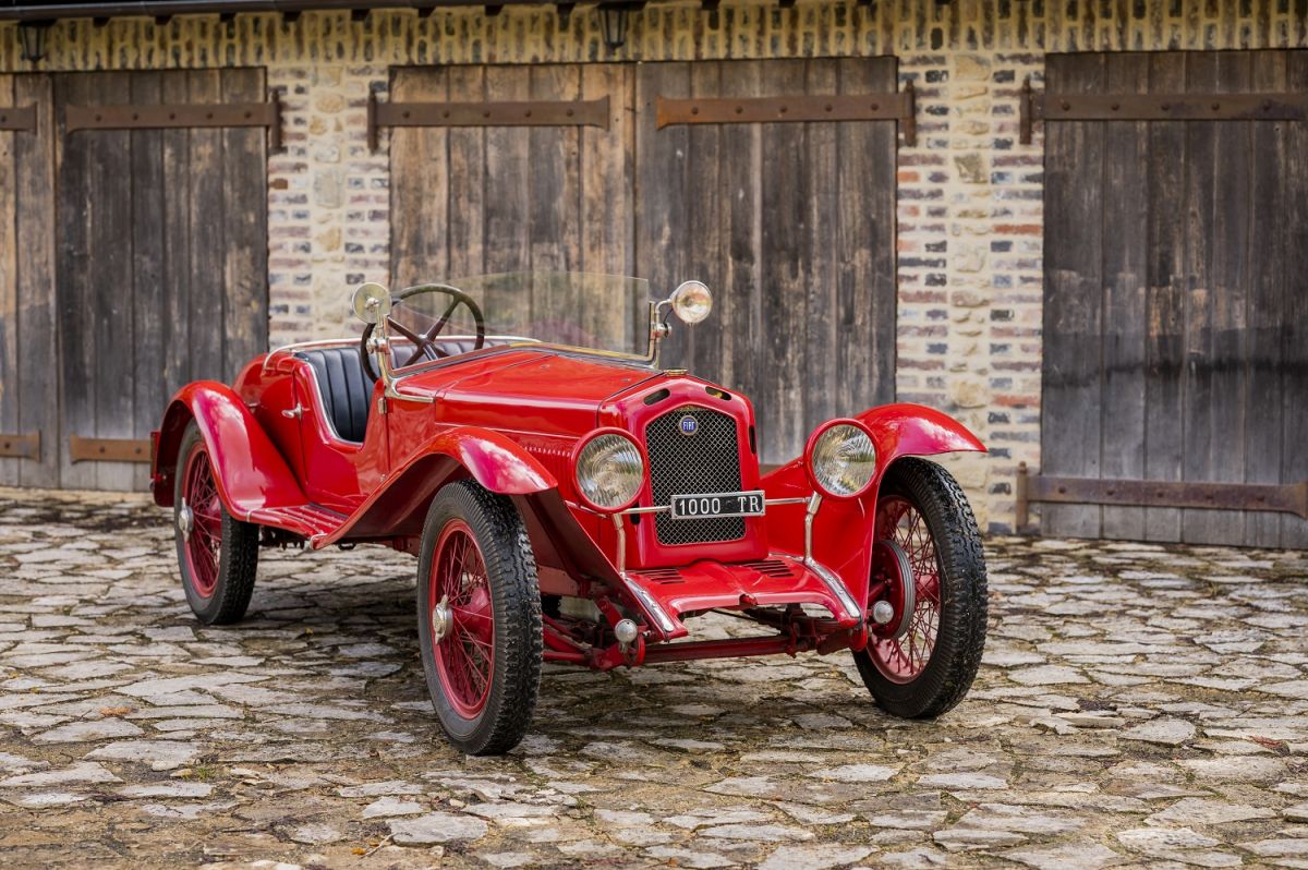 Classic and Youngtimer Cars and Motorcycles Auction at Milano AutoClassica