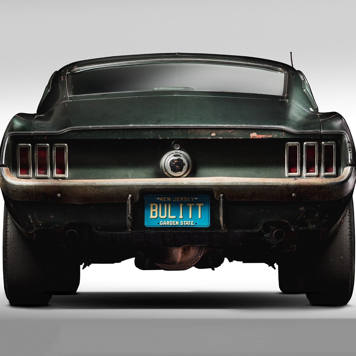 FORD MUSTANG T5-1964: POWERFUL AS A WILD HORSE