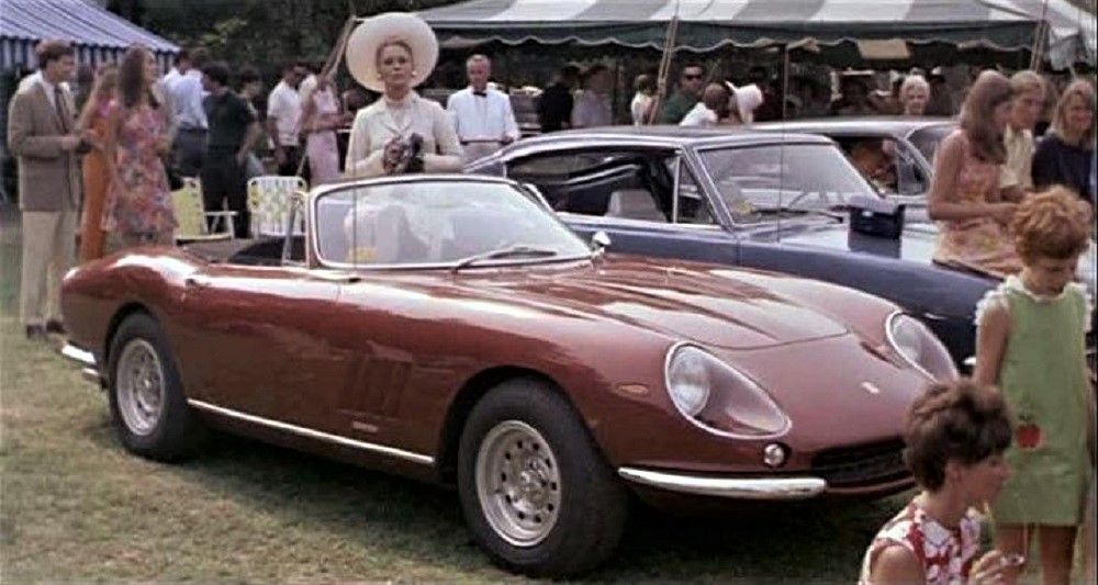 Women and motors: a winning combination 