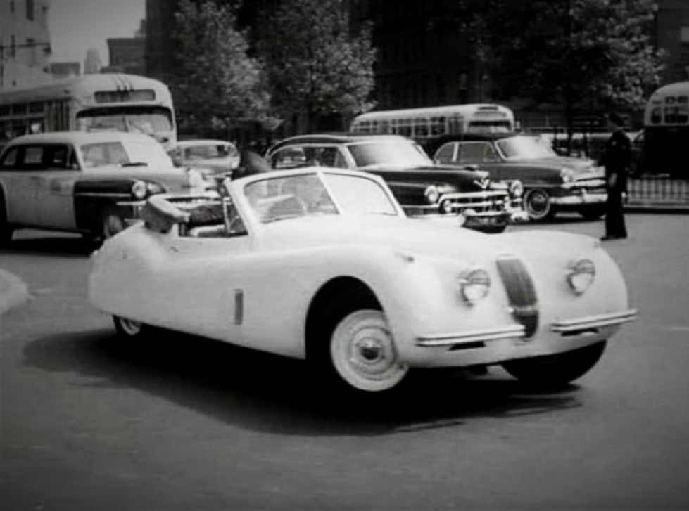 A star on four wheels: Jaguar XK 120