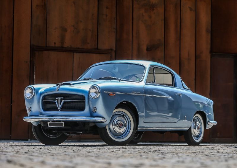 DESIGNING THE FUTURE: PININFARINA