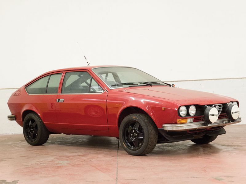 Duemila ruote : all'asta una collezione di auto d'epoca ? No, un museo 