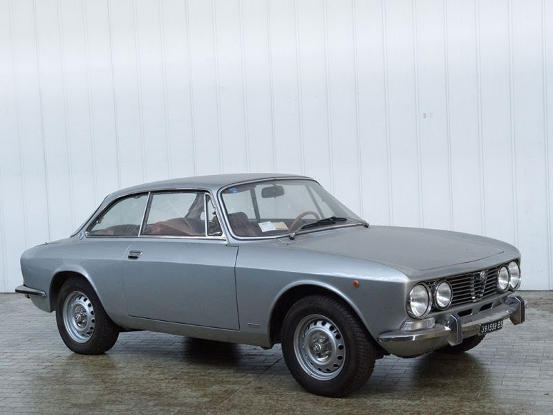 Duemila ruote : all'asta una collezione di auto d'epoca ? No, un museo 
