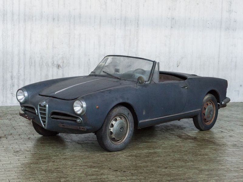 Duemila ruote : all'asta una collezione di auto d'epoca ? No, un museo 