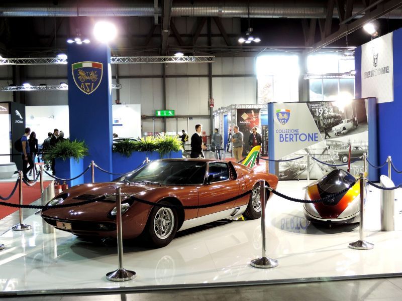Milano Autoclassica - un'asta senza precedenti che ha richiamato collezionisti da tutto il mondo - Record oltre 51 milioni di Euro 