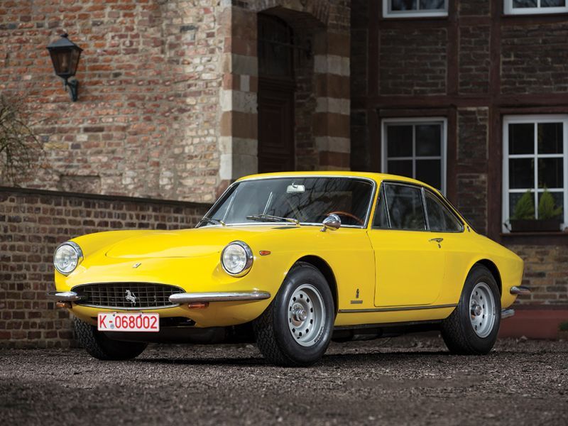 RM Sotheby's at Villa Erba 2017: collection of 44 charming cars at auction 