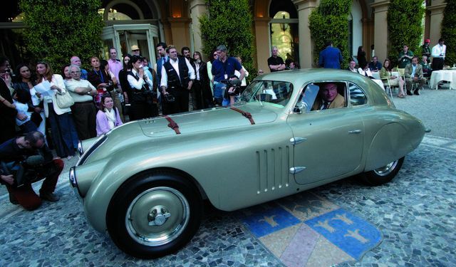 A Cernobbio il Concorso d'Eleganza Villa d'Este : la Lurani Nibbio vince la Coppa d'Oro 