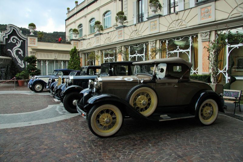 Historical reenactment Arona - Stresa - Arona 1897-2017: the rebirth of the pre-war cars after 120 years