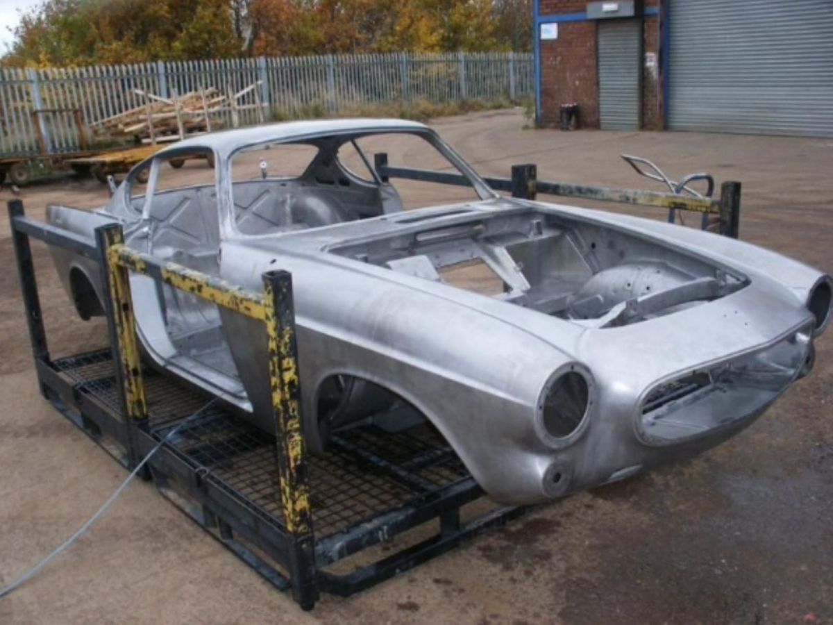 The Volvo P1800 driven by Roger Moore appeared in historical TV series "The Saint" 