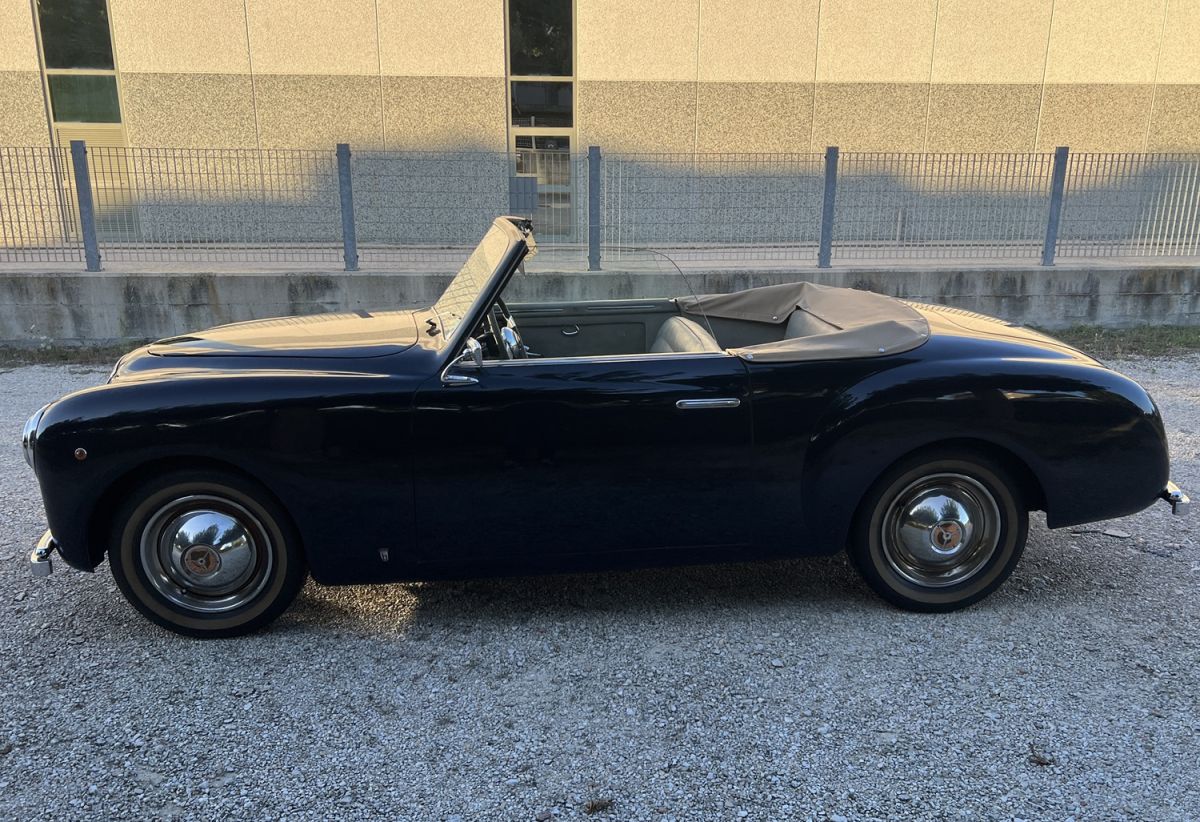 The Fiat 1100 Derby Bertone Cabriolet, more unique than rare, protagonist at the OldCar24 stand at the 2025 Bologna Vintage Car and Motorcycle Fair.