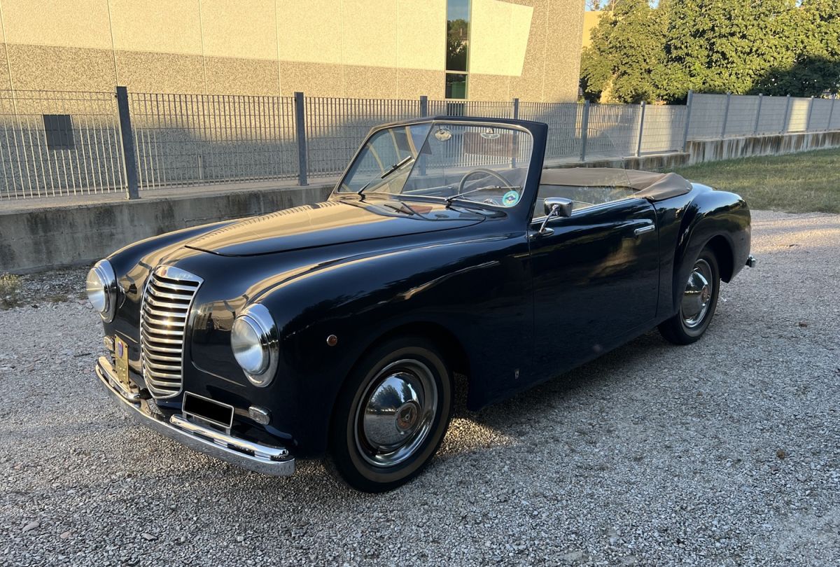 The Fiat 1100 Derby Bertone Cabriolet, more unique than rare, protagonist at the OldCar24 stand at the 2025 Bologna Vintage Car and Motorcycle Fair.