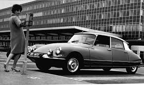 THE ICONIC CITROËN DS19 TURNS 65 YEARS OLD 
