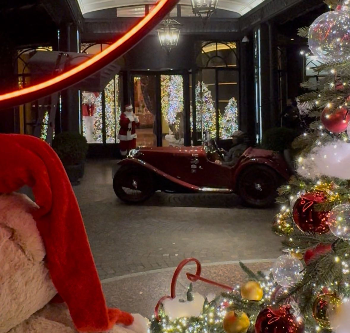 OldCar24 & Scuderia Montenapoleone celebrate Christmas on Friday, December 12th at the Hotel Principe di Savoia