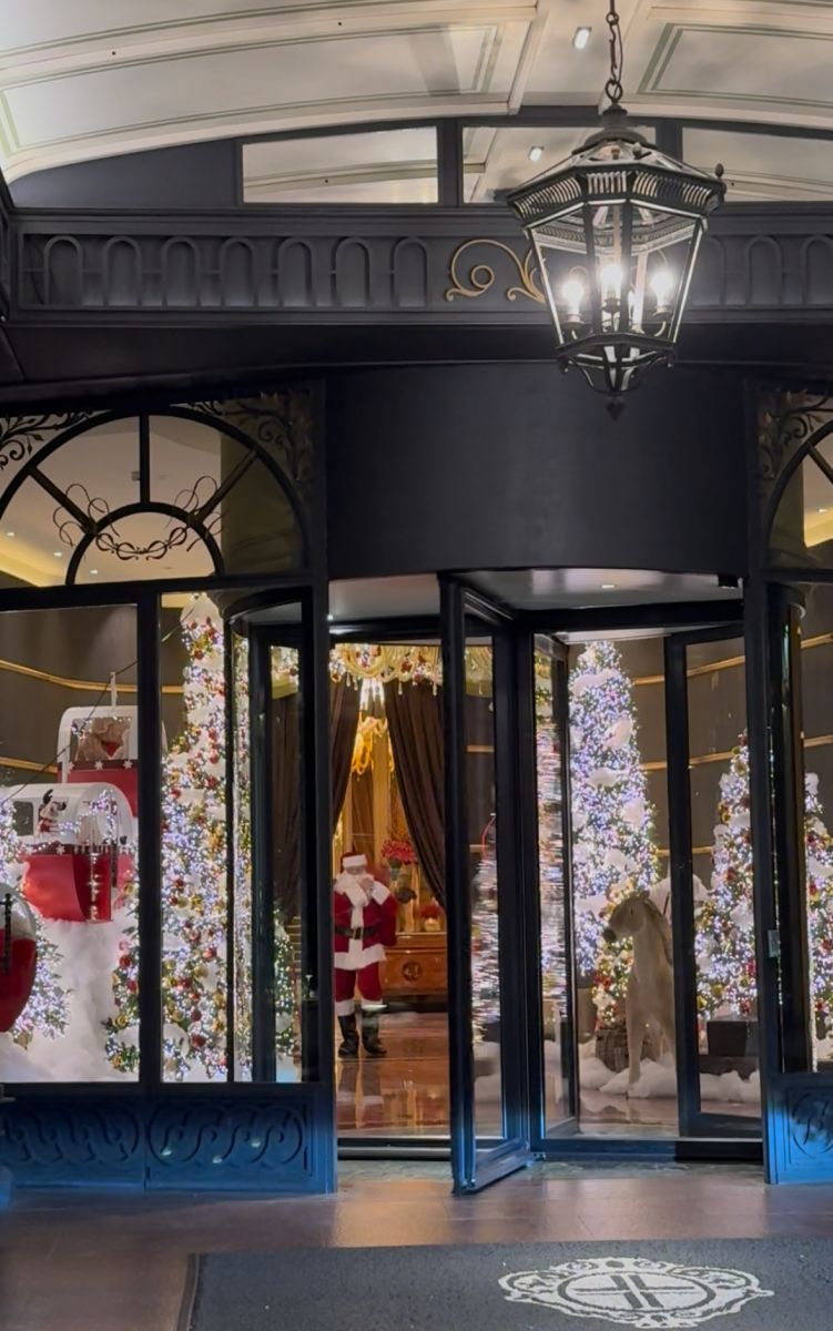 OldCar24 & Scuderia Montenapoleone celebrate Christmas on Friday, December 12th at the Hotel Principe di Savoia
