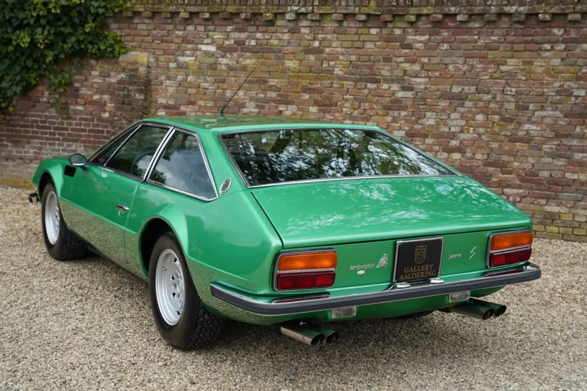 Lamborghini Jarama offered for sale by the Dutch dealership Gallery Aaldering