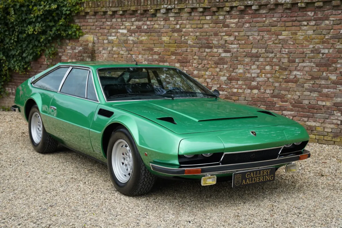 Lamborghini Jarama offered for sale by the Dutch dealership Gallery Aaldering