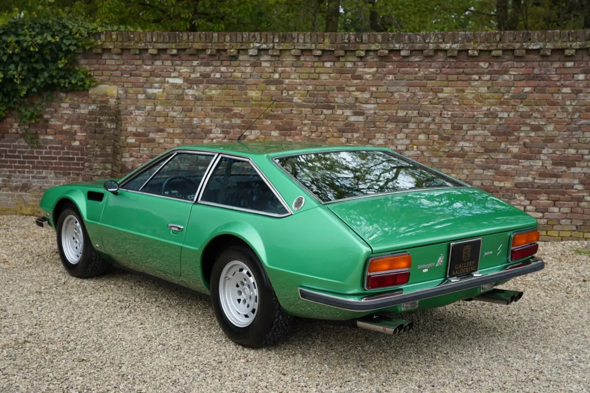 Lamborghini Jarama offered for sale by the Dutch dealership Gallery Aaldering