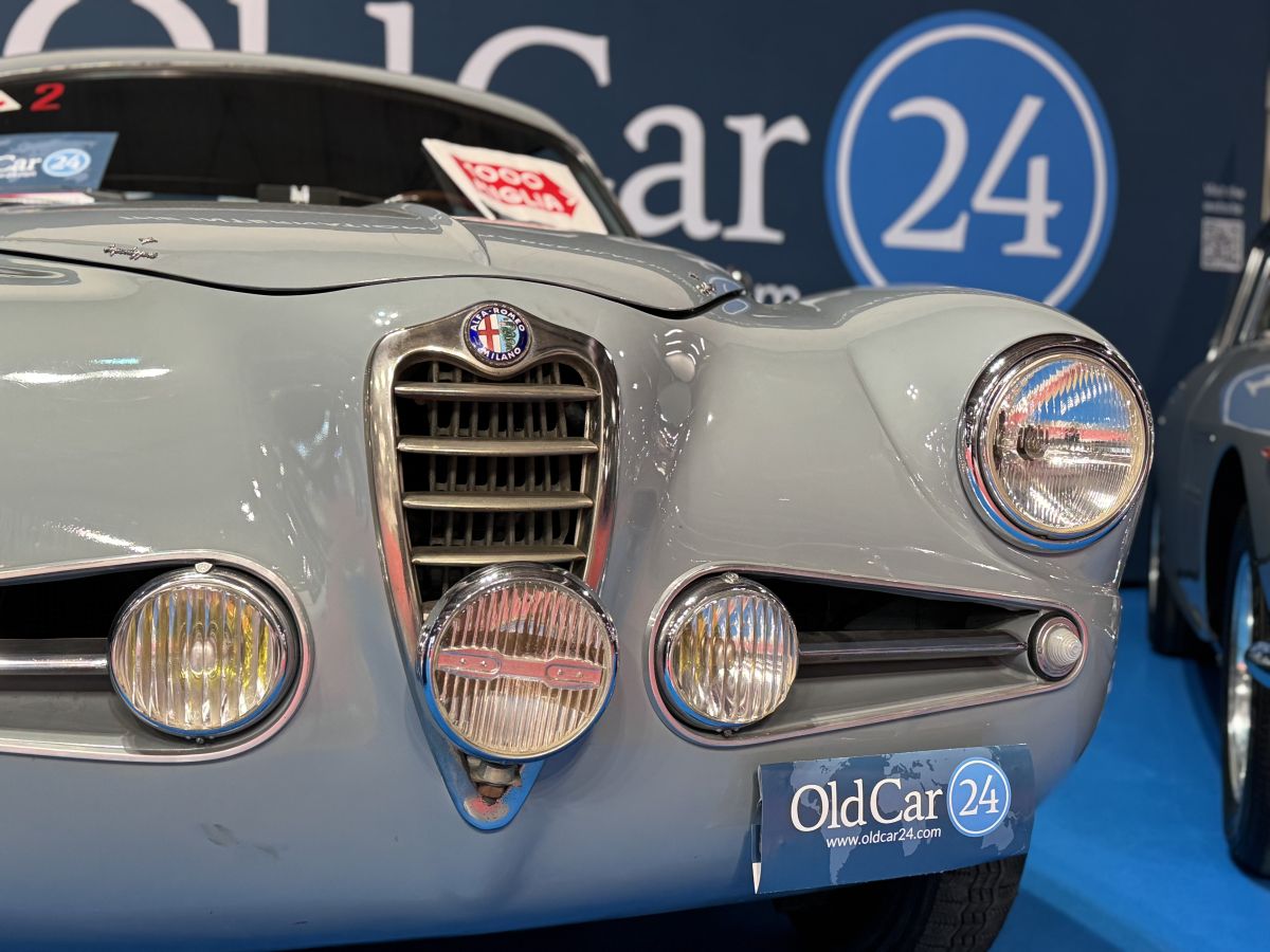  The cars of the Dolce Vita VIPs at the OldCar24 stand at Milan Autoclassica