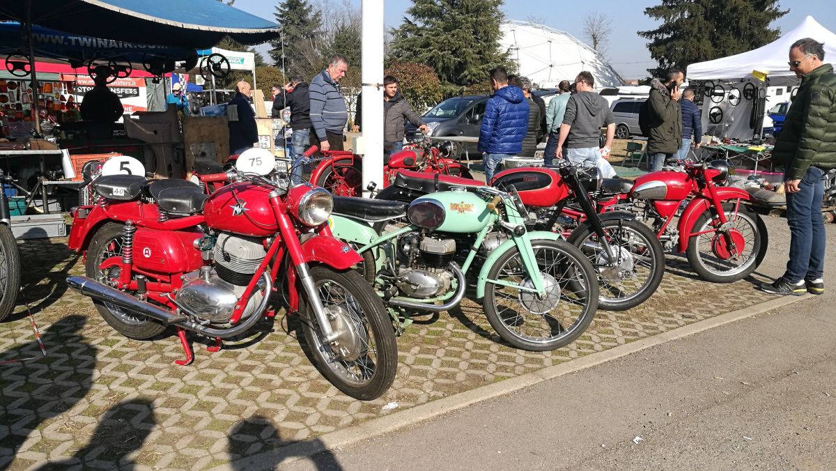  LE MOTO IN DIVISA
