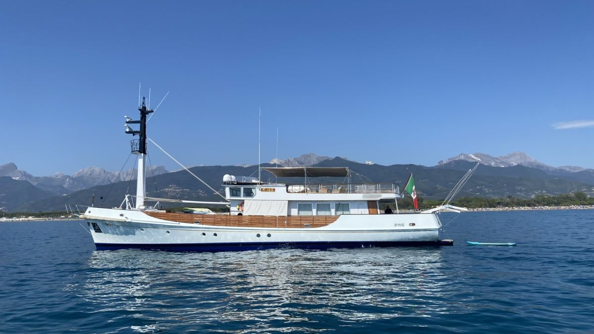 F100: Gianni Agnelli's yacht 