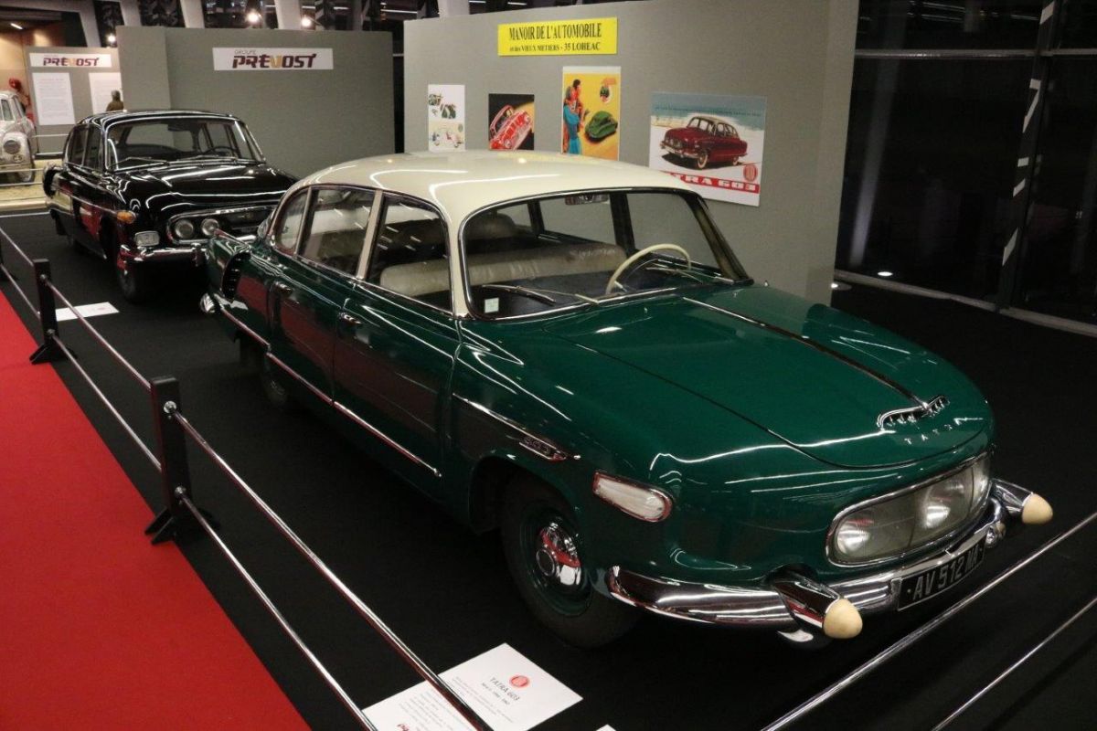 THE COLLECTOR CAR IN PARIS: RETROMOBILE 2020