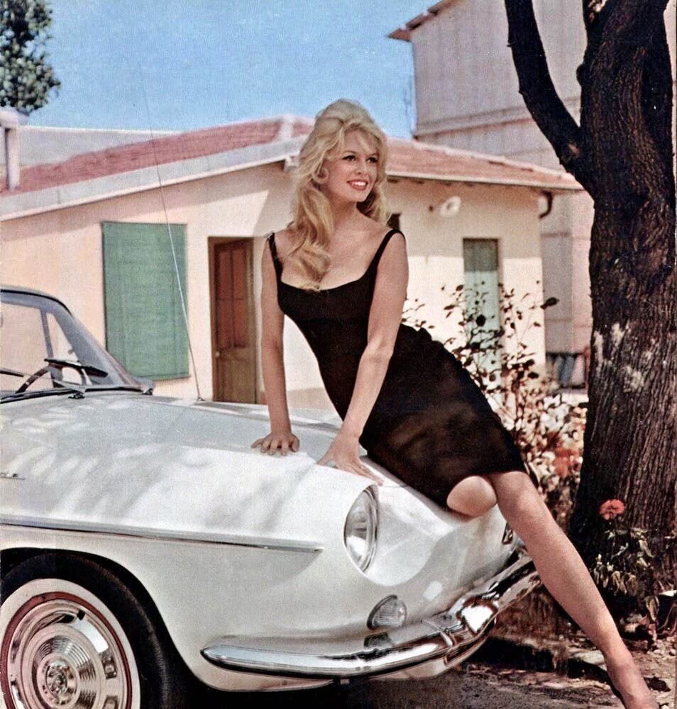 BRIGITTE BARDOT, what a beauty