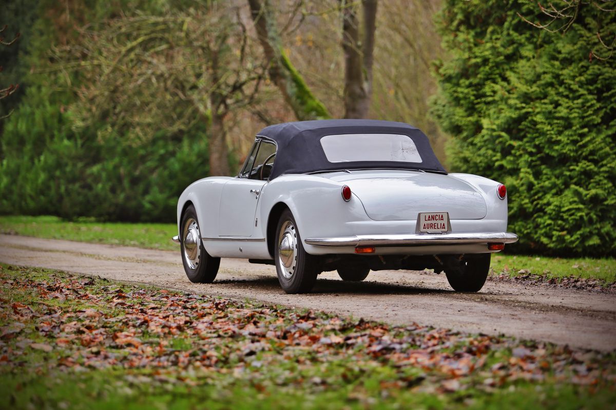 Marreyt Classic Cars is an exclusive classic car specialist in Belgium