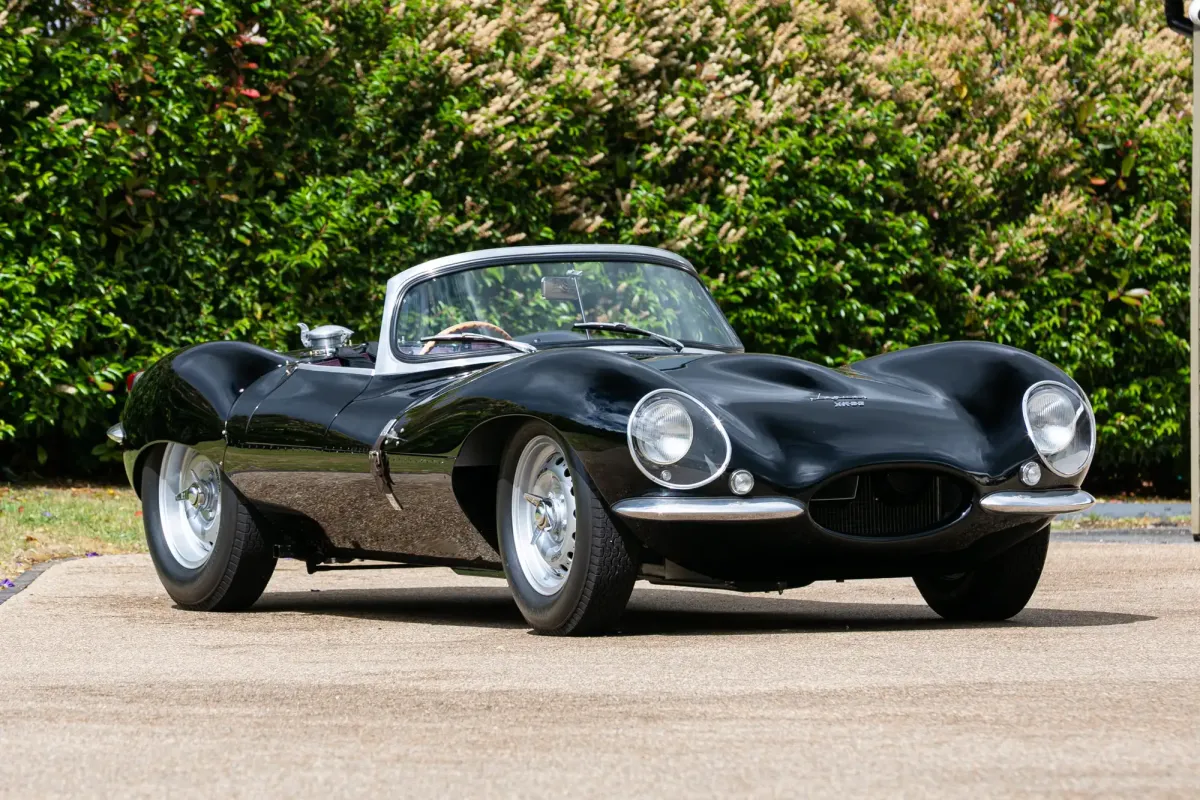 Lewis Hamilton's father's cars up for auction: a total of 27 vehicles for sale.
