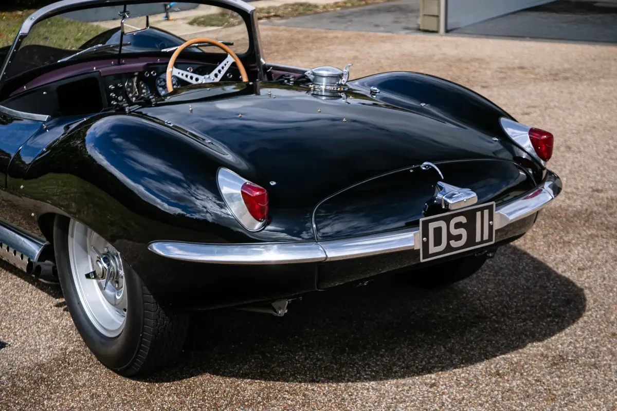 Lewis Hamilton's father's cars up for auction: a total of 27 vehicles for sale.