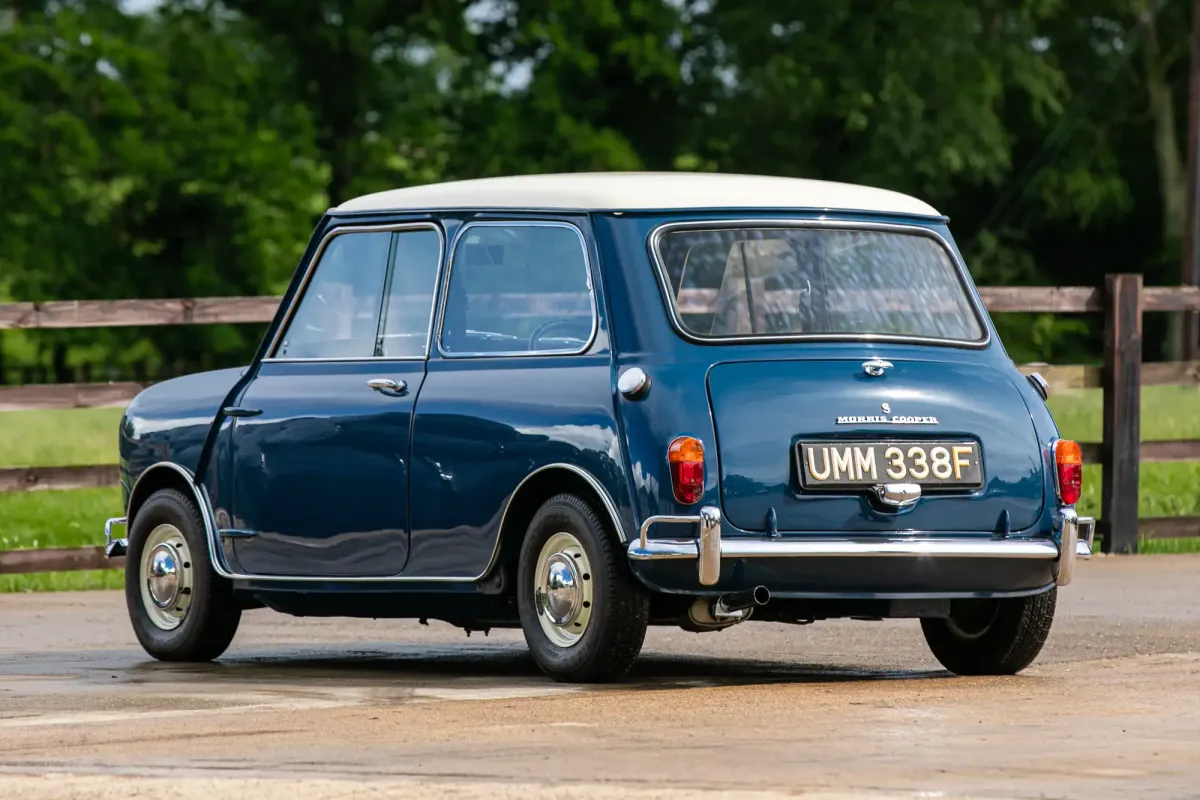 Lewis Hamilton's father's cars up for auction: a total of 27 vehicles for sale.