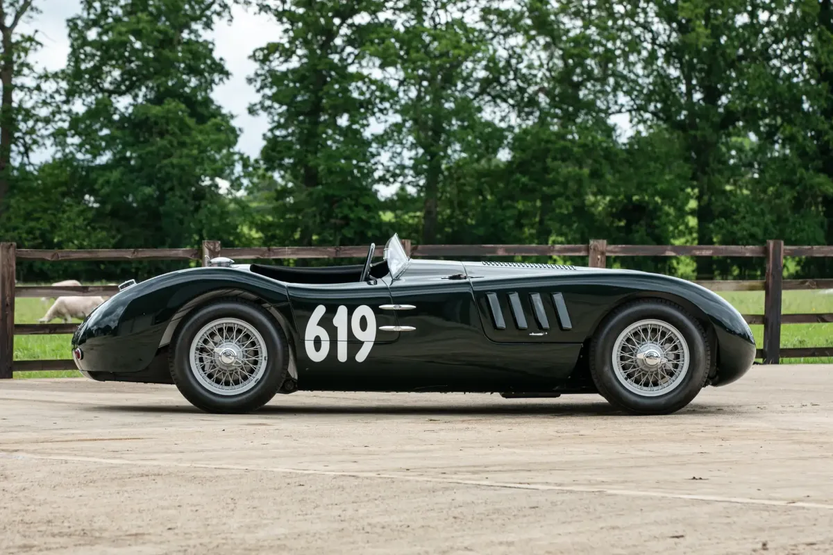 Lewis Hamilton's father's cars up for auction: a total of 27 vehicles for sale.