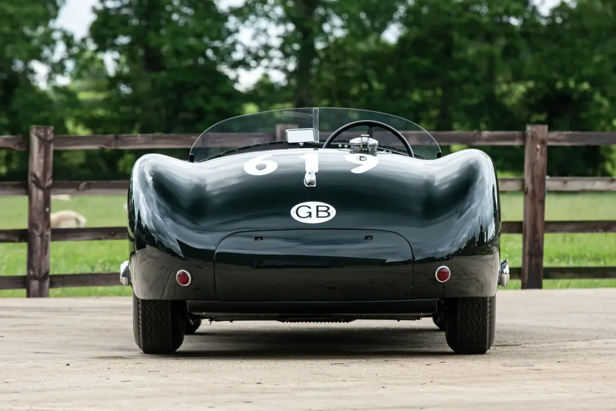 Lewis Hamilton's father's cars up for auction: a total of 27 vehicles for sale.