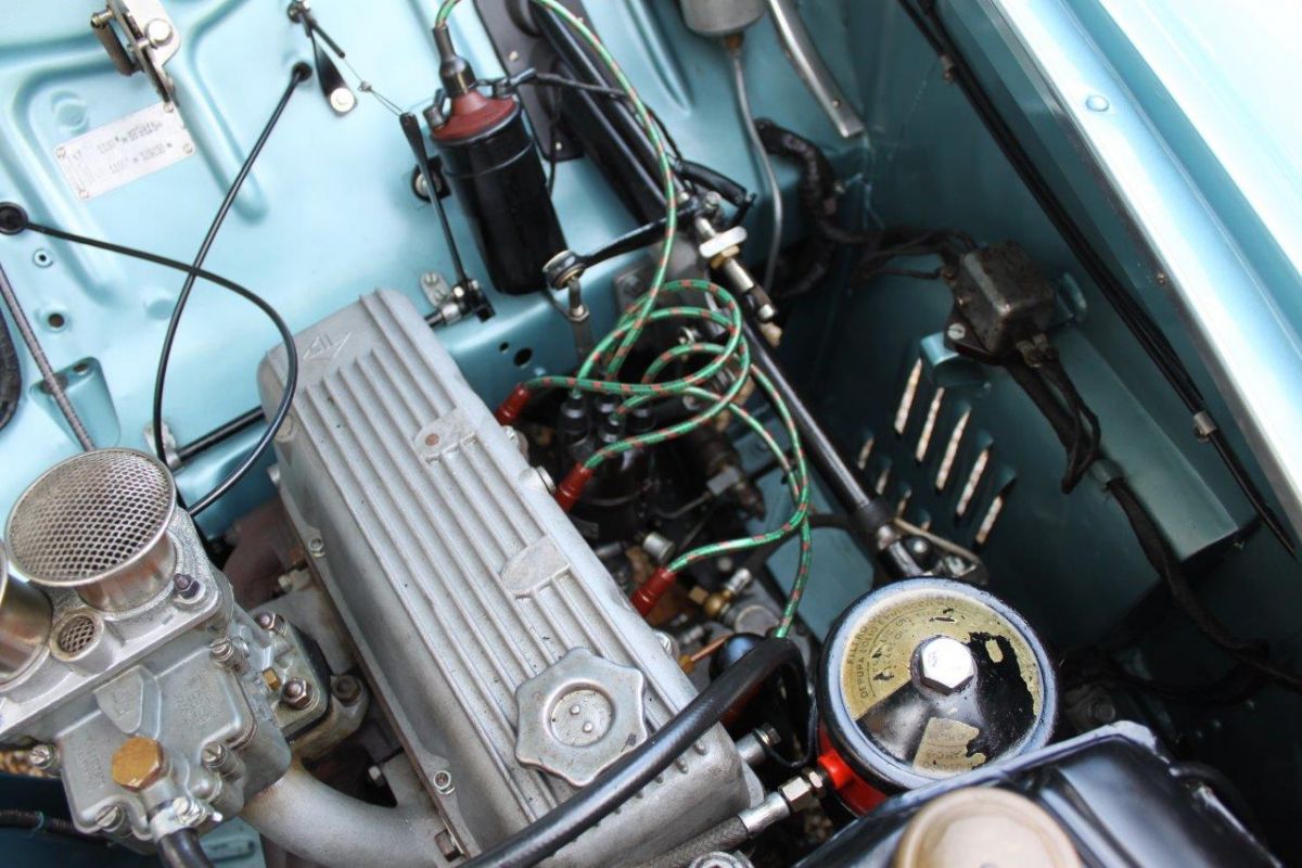 Fiat 1100 cabriolet or Ferrari 166 Inter? It’s difficult to choose even for real connoisseurs