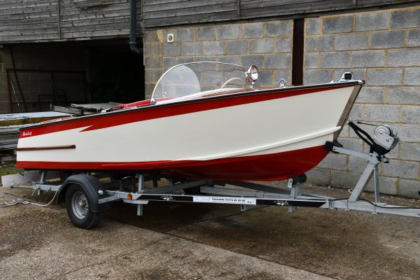 Healey Marine Sports Boat 55 with trailer totally restored 
