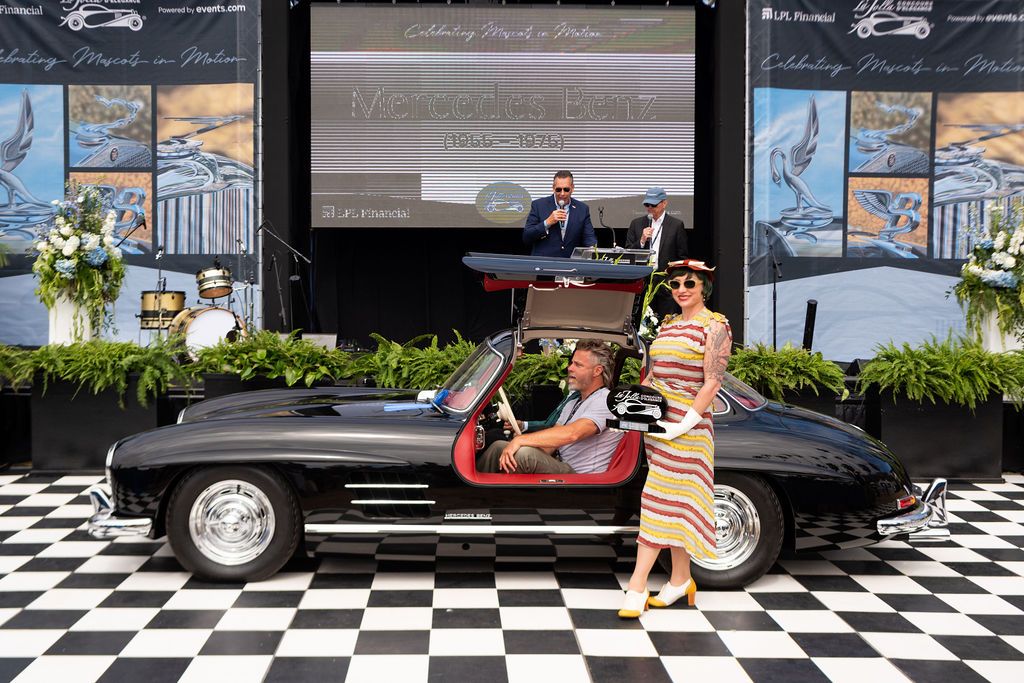 La Jolla Concours d’Elegance Winners: 1955 Mercedes-Benz 300 SL Gullwing Earns Best in Show