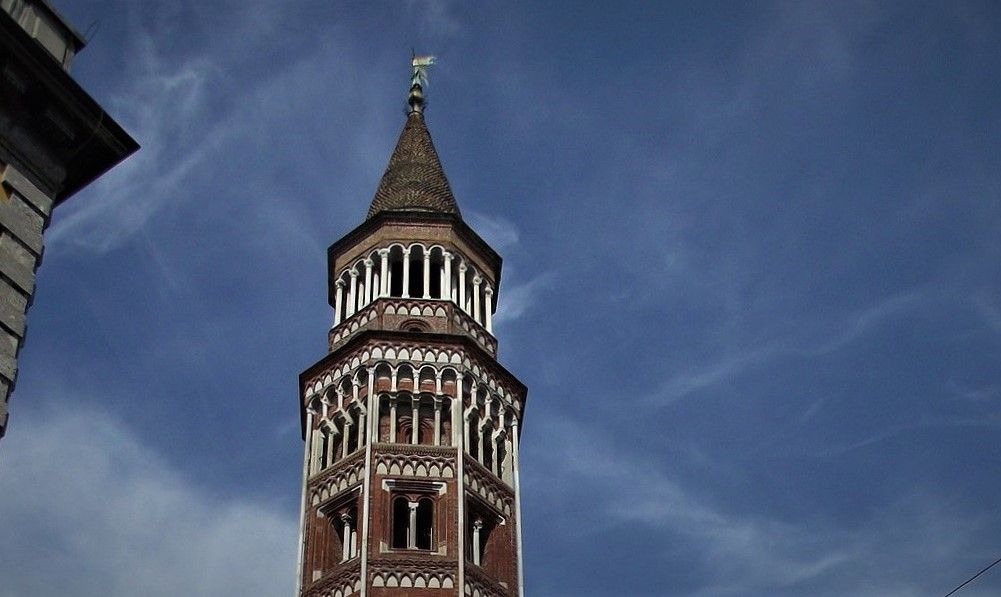 Towers and bell towers