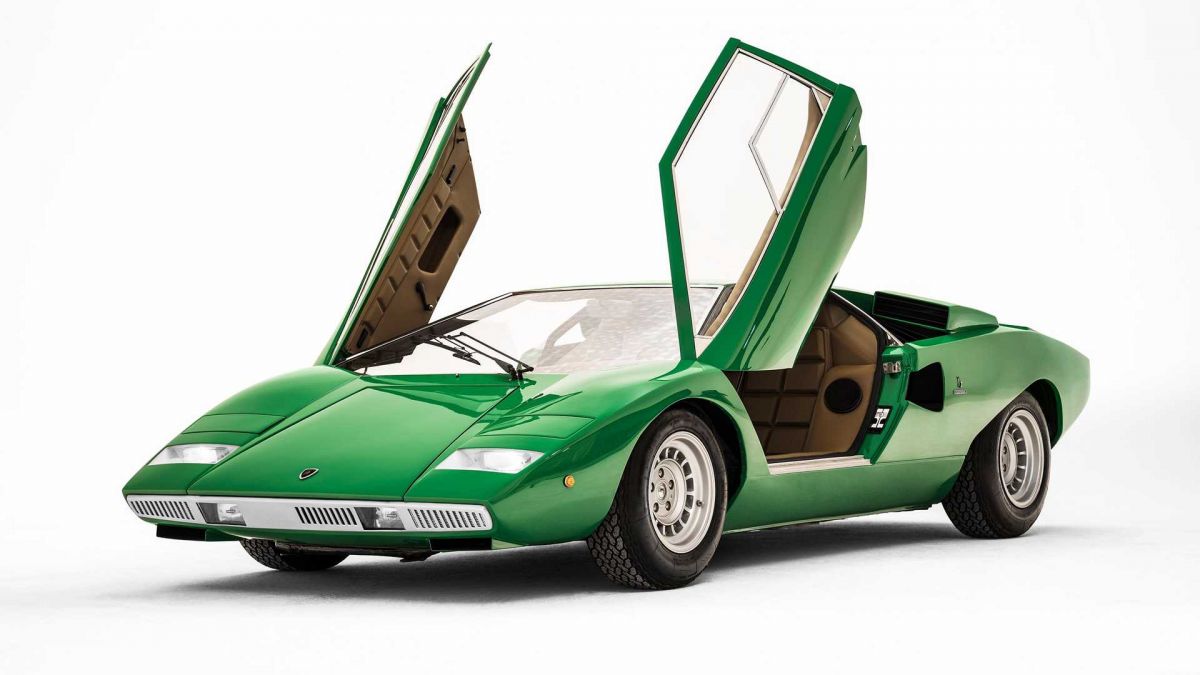 LAMBORGHINI COUNTACH LPI 800-4.2021/2022. LA LEGGENDA CONTINUA...