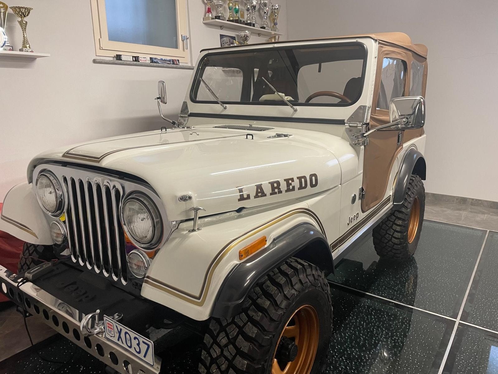 JEEP CJ CJ5 V8 LAREDO motore 360