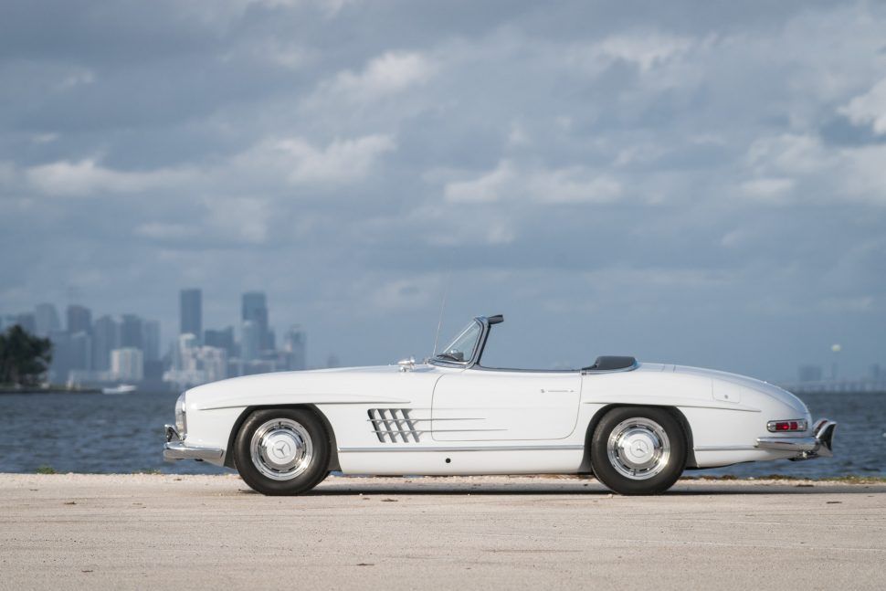 TRAVELING WITH THE WIND IN YOUR HAIR MERCEDES-BENZ 300 SL 1959